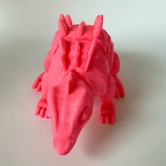 3D Printed Articulated Pink Dinosaur Toy – Flexible & Fun - Picture 3 of 14